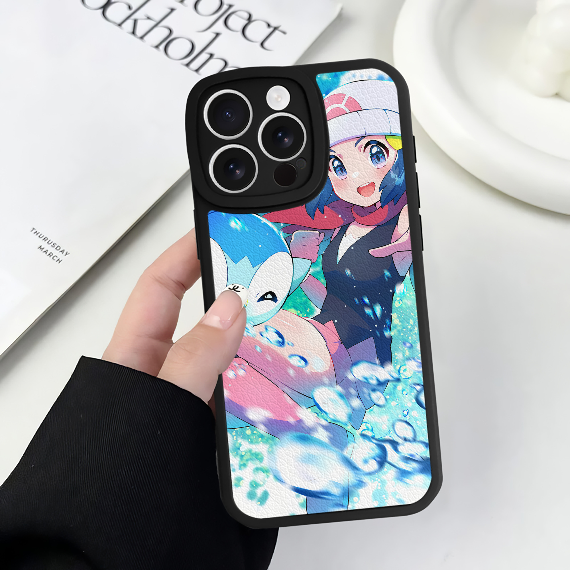 （画像用） ポケットモンスター Pokémon 【iPhone 16シリーズ対応】シリコンスマホケース（レザー調） 材質：シリコン